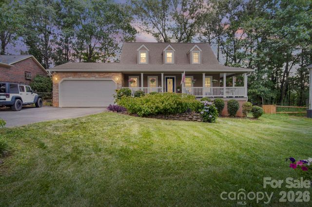 7813 Red Robin Trail, Denver, NC 28037