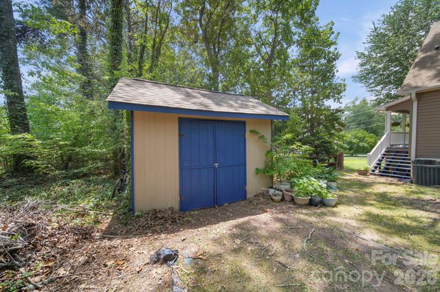 7813 Red Robin Trail, Denver, NC 28037