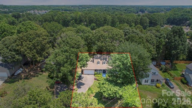 7813 Red Robin Trail, Denver, NC 28037