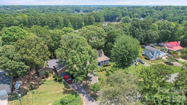 7813 Red Robin Trail, Denver, NC 28037