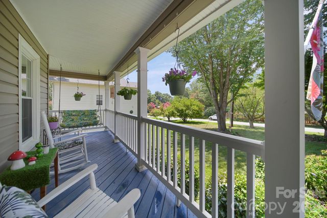 7813 Red Robin Trail, Denver, NC 28037