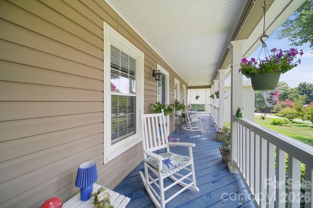 7813 Red Robin Trail, Denver, NC 28037