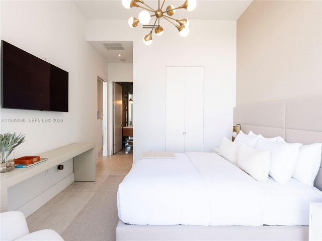 2669 S Bayshore Dr 804N, Miami, FL 33133