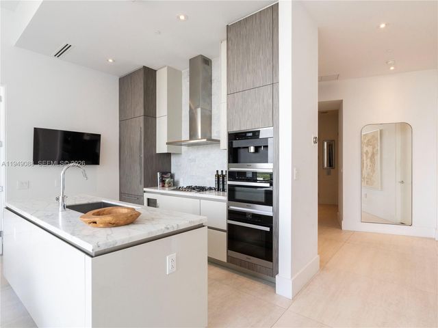 2669 S Bayshore Dr 804N, Miami, FL 33133