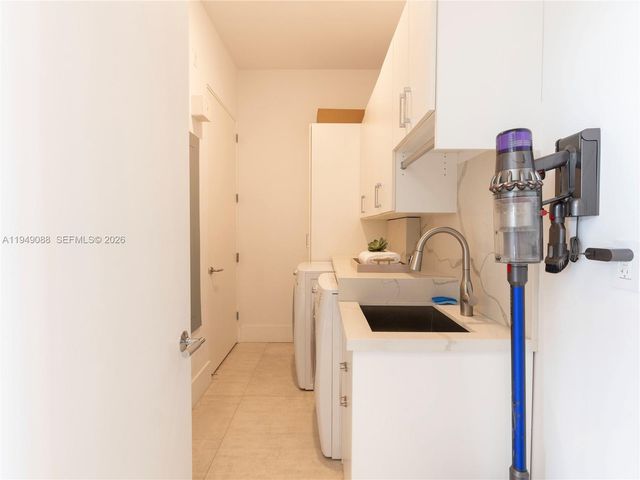 2669 S Bayshore Dr 804N, Miami, FL 33133