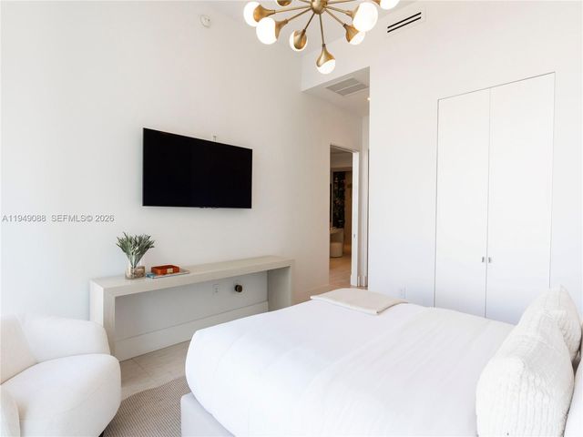 2669 S Bayshore Dr 804N, Miami, FL 33133