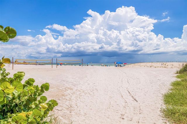 7050 SUNSET WAY 7, St Pete Beach, FL 33706