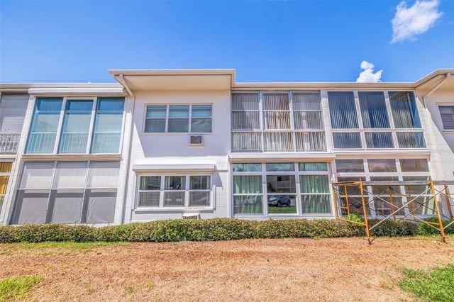 7050 SUNSET WAY 7, St Pete Beach, FL 33706