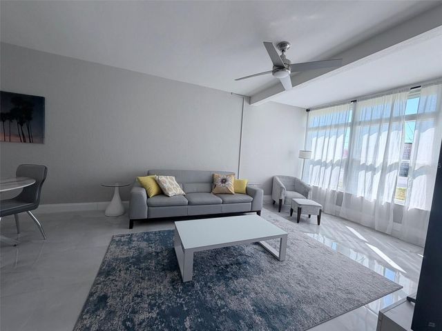 7050 SUNSET WAY 7, St Pete Beach, FL 33706