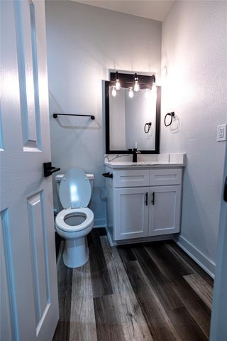 102 Marsden St 4, Houston, TX 77011