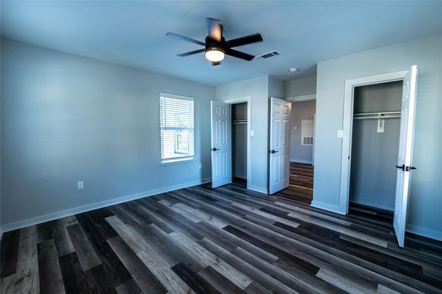 102 Marsden St 4, Houston, TX 77011