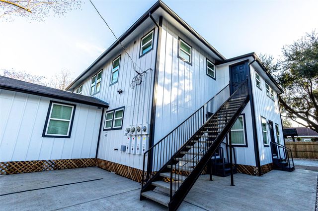 102 Marsden St 4, Houston, TX 77011