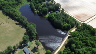 616 Trail End Lane, Newton Grove, NC 28366