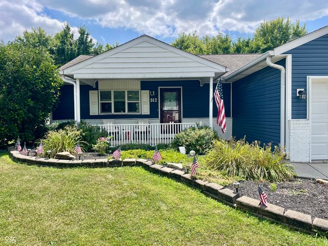 912 Golden Court, Greencastle, IN 46135