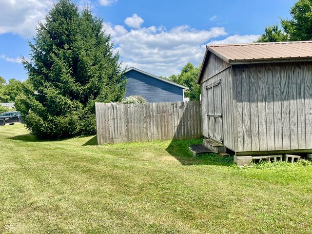 912 Golden Court, Greencastle, IN 46135