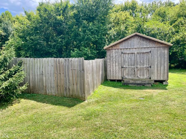 912 Golden Court, Greencastle, IN 46135