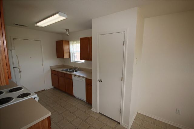 3102 Viewcrest DR, Killeen, TX 76549