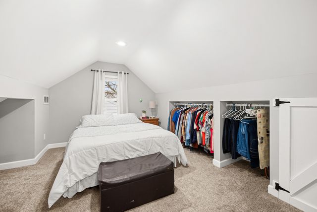 835 Albert Avenue, Sycamore, IL 60178