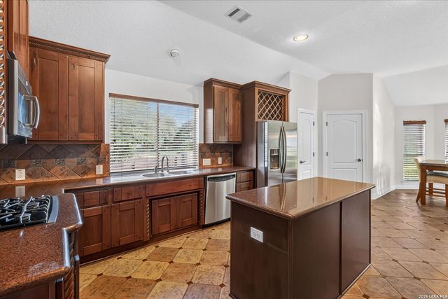 20918 CACTUS RDG, San Antonio, TX 78258