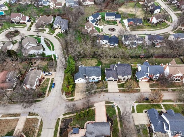 15595 Meadowbrook Circle Lane, Chesterfield, MO 63017