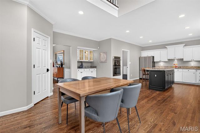 15595 Meadowbrook Circle Lane, Chesterfield, MO 63017