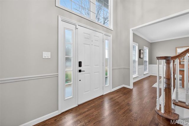 15595 Meadowbrook Circle Lane, Chesterfield, MO 63017