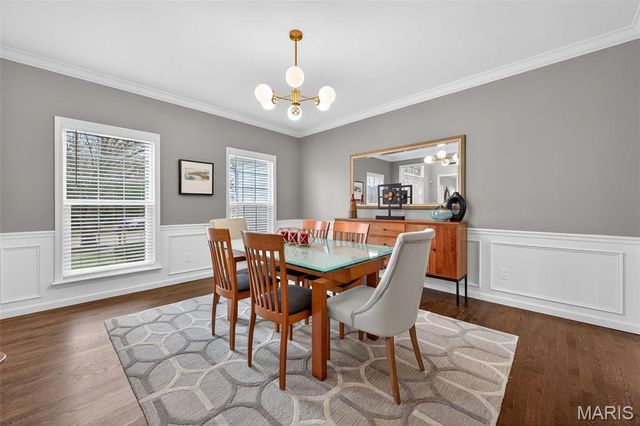 15595 Meadowbrook Circle Lane, Chesterfield, MO 63017