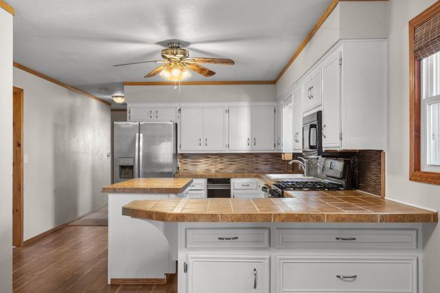 132 Lakeshore Drive, Kimberling City, MO 65686