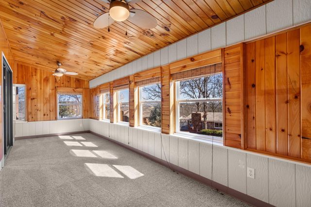 132 Lakeshore Drive, Kimberling City, MO 65686