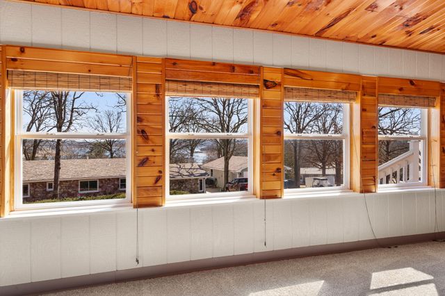 132 Lakeshore Drive, Kimberling City, MO 65686