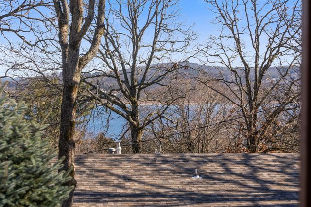 132 Lakeshore Drive, Kimberling City, MO 65686