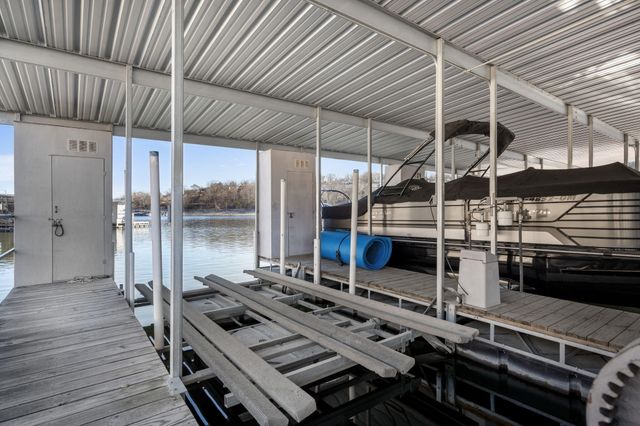 132 Lakeshore Drive, Kimberling City, MO 65686