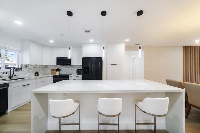 45 NE 124th Terrace, North Miami, FL 33161