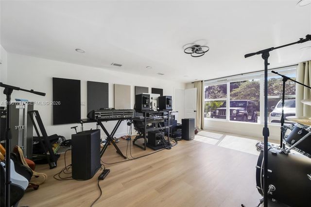 45 NE 124th Terrace, North Miami, FL 33161