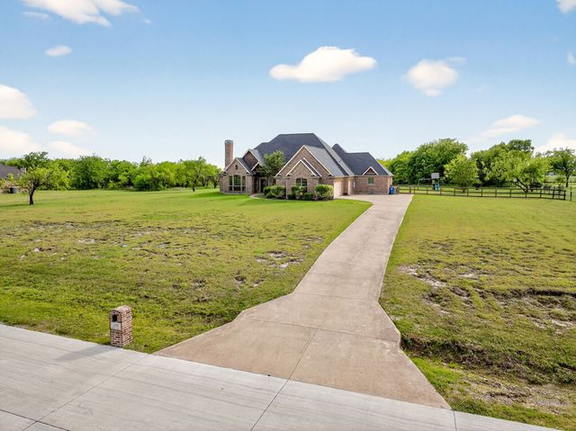 200 Eagle Pass, Royse City, TX 75189