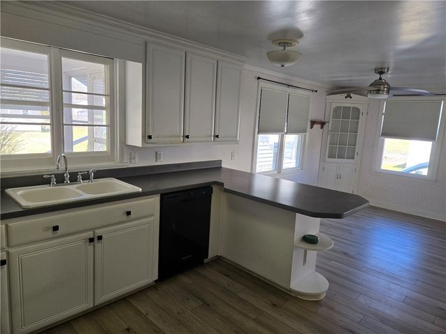 30 Oxford Place, Geneva City, NY 14456