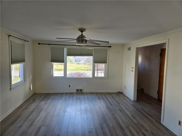 30 Oxford Place, Geneva City, NY 14456