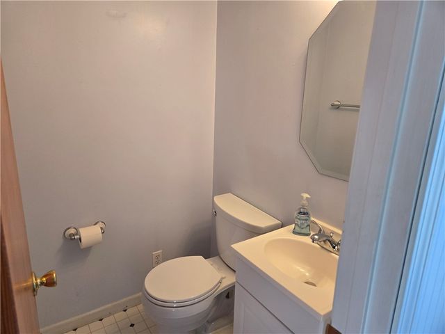 30 Oxford Place, Geneva City, NY 14456