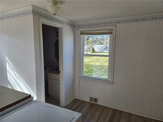 30 Oxford Place, Geneva City, NY 14456