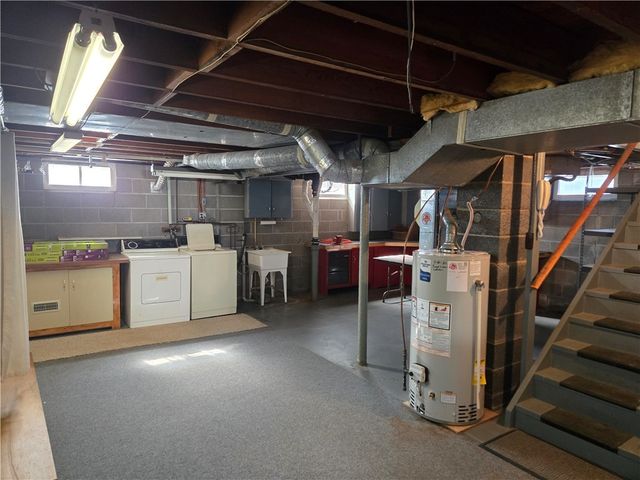 30 Oxford Place, Geneva City, NY 14456