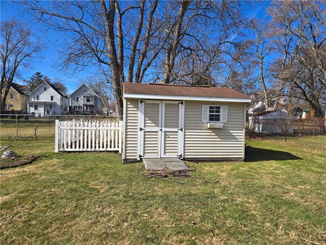 30 Oxford Place, Geneva City, NY 14456