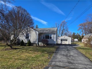 30 Oxford Place, Geneva City, NY 14456