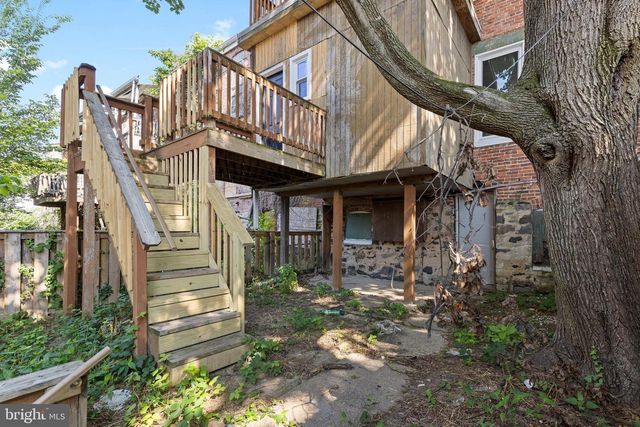 3003 CLIFTON AVE, Baltimore, MD 21216