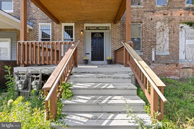 3003 CLIFTON AVE, Baltimore, MD 21216