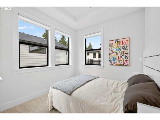 312 G Ave C6, Lake Oswego, OR 97034