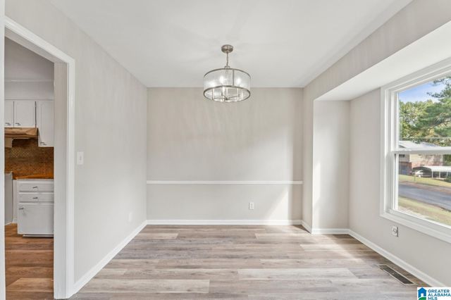 1404 4TH PLACE NW, Center Point, AL 35215