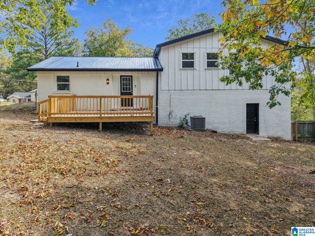 1404 4TH PLACE NW, Center Point, AL 35215