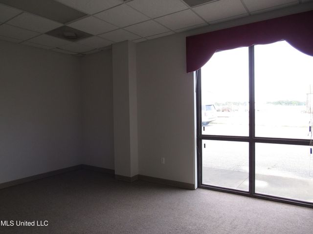 9117 Corporate Drive, Southaven, MS 38671
