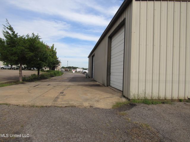 9117 Corporate Drive, Southaven, MS 38671