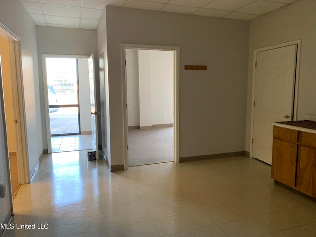 9117 Corporate Drive, Southaven, MS 38671